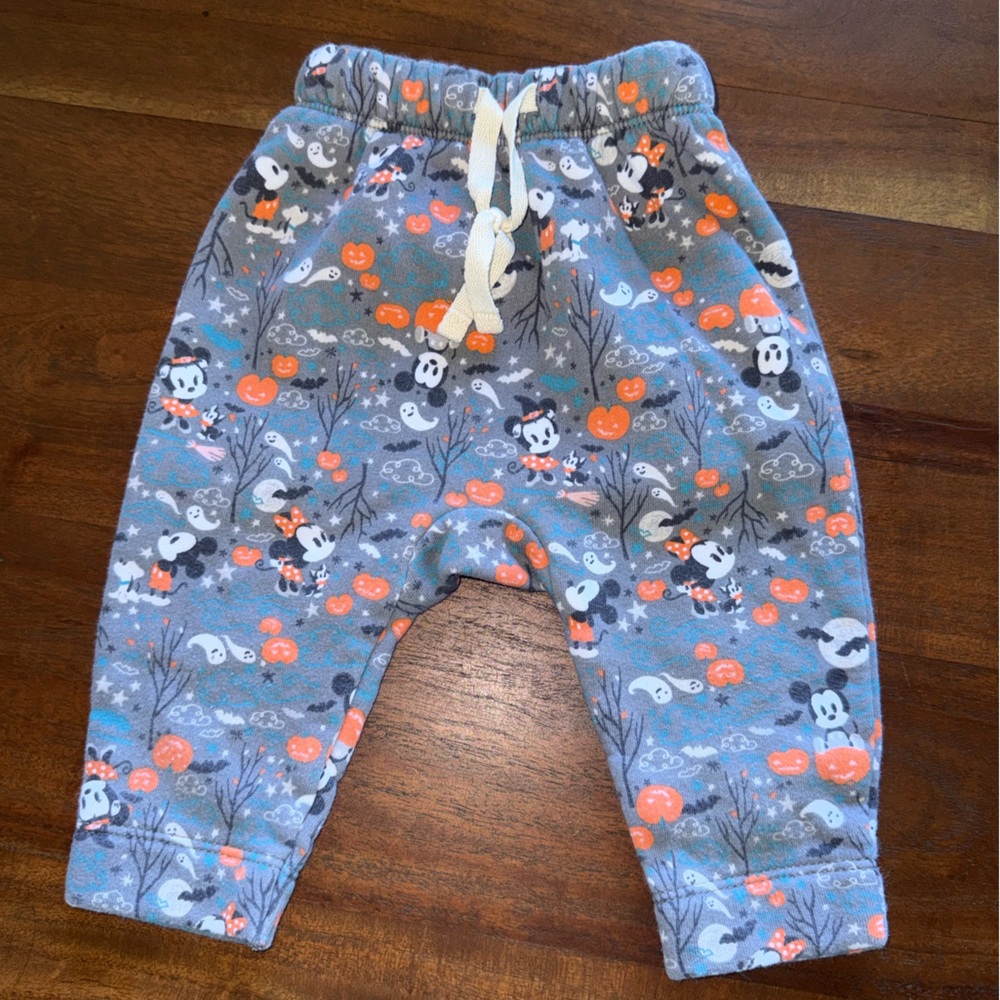 Old Navy Gray Baby‎ Pants with Cartoon Print
